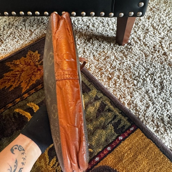 Louis Vuitton monogram Crossbody clutch bag converted hand painted - Picture 5 of 17